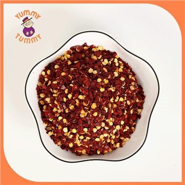 Сух червен пипер на люспи